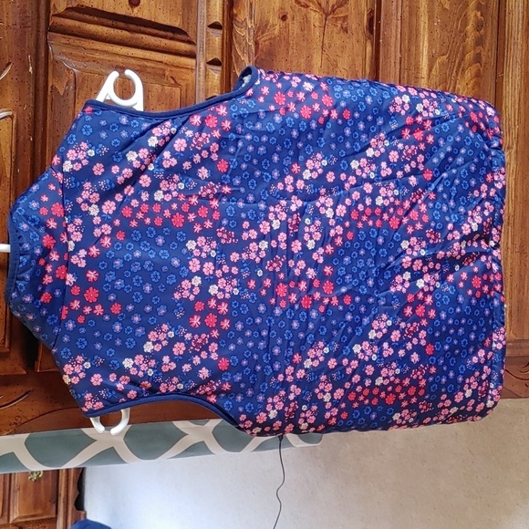 NWT Buffalo David Bitton Reversible Floral/Sherpa Vest Size Large 14-16 - Picture 3 of 14